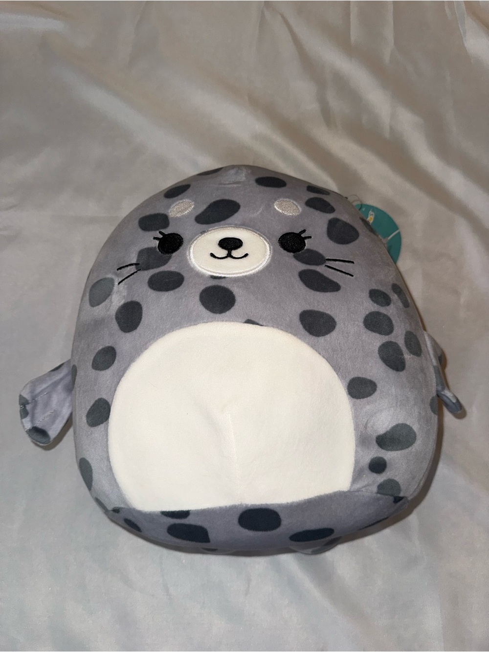 Gray Seal Squishmallow for Kids - Soft Spot Pattern
